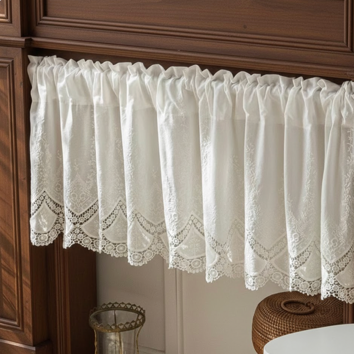 Brise bise fleurs brode en coton blanc sur meuble | Shabby | Instant Rideau