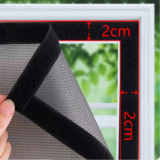 Moustiquaire fenêtre noire maille fine anti moustiques protection insectes discrète ventilation naturelle maison été | Stopi | Instant rideau