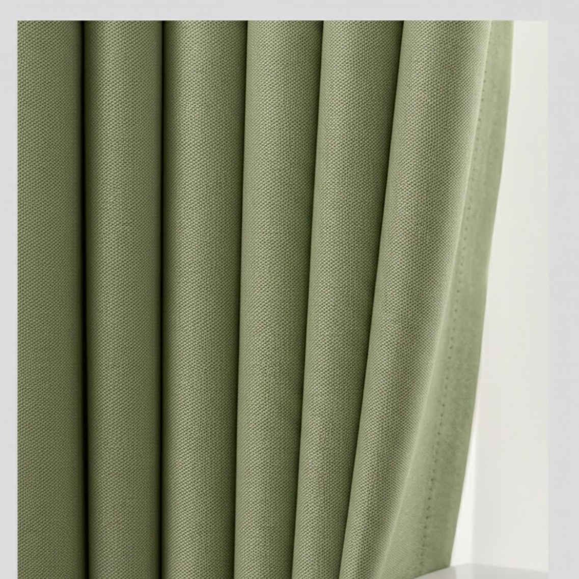 Rideau occultant et insonorisé vert pour chambre et salon, isolation phonique et confort thermique | Silencio | Instant Rideau